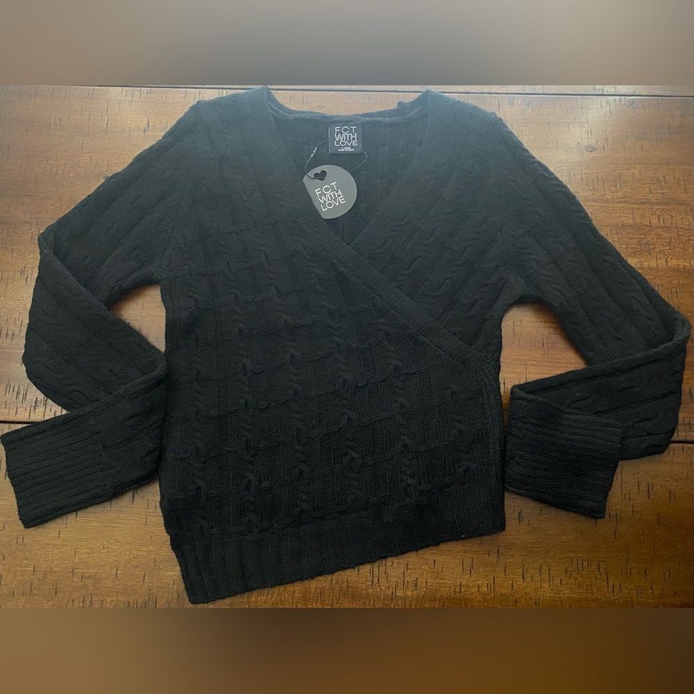•NWT•FCT With Love Juniors Cable Knit Pullover Asymmetrical Front Sweater